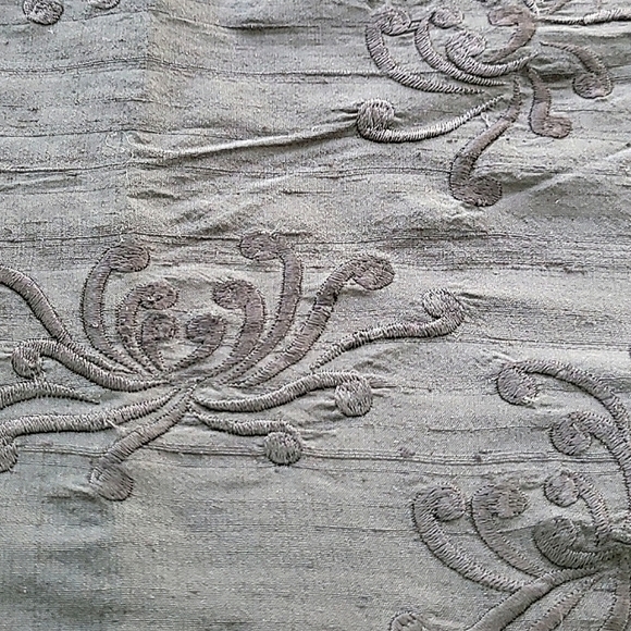 Dupionni Silk Shawl~Scarf NWT, ZAZOU 20x75" - Picture 2 of 16